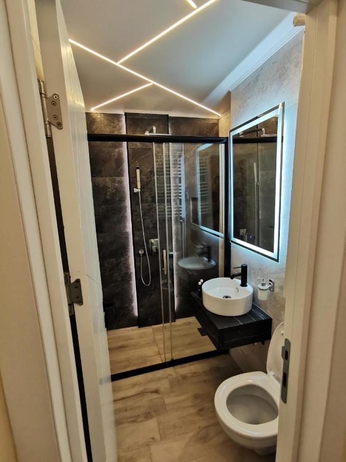 Brend New Luxurious Apartment In Downtown With Free Parking Novi Sad Extérieur photo