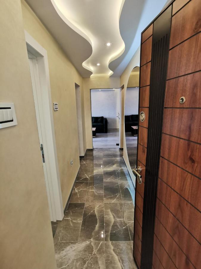 Brend New Luxurious Apartment In Downtown With Free Parking Novi Sad Extérieur photo