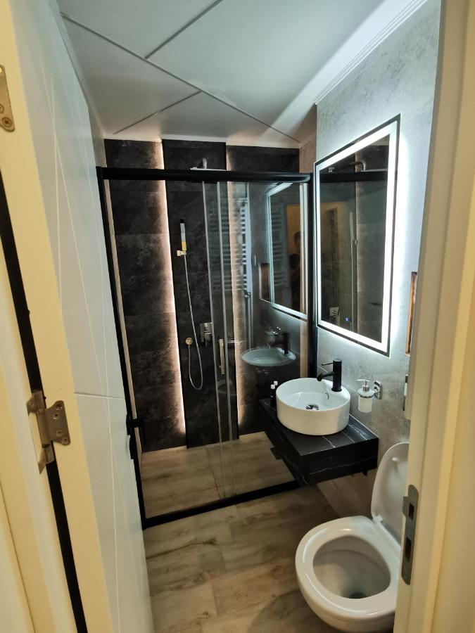 Brend New Luxurious Apartment In Downtown With Free Parking Novi Sad Extérieur photo